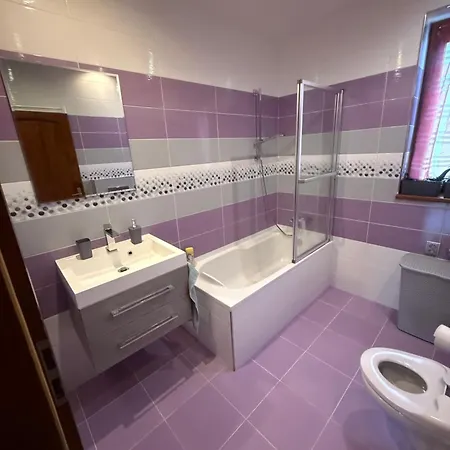 Kristyna Apartment *