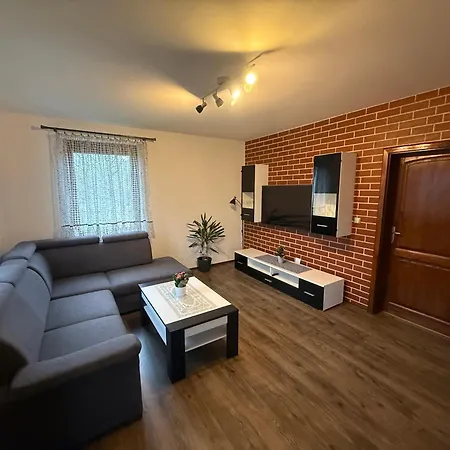 Kristyna Apartment *